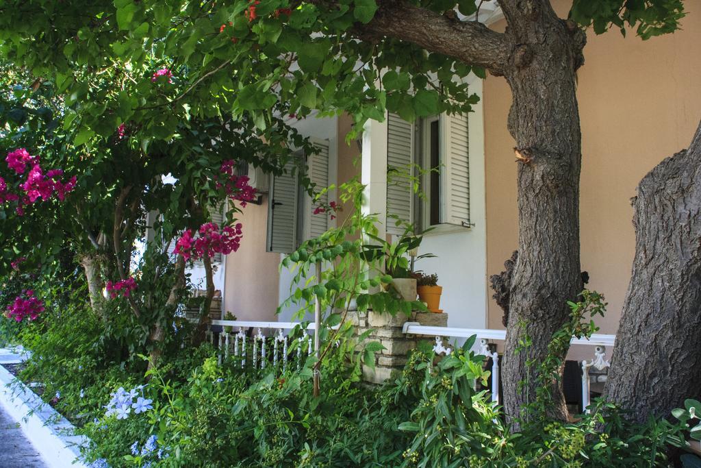 Spiti Hotel Иреон Экстерьер фото