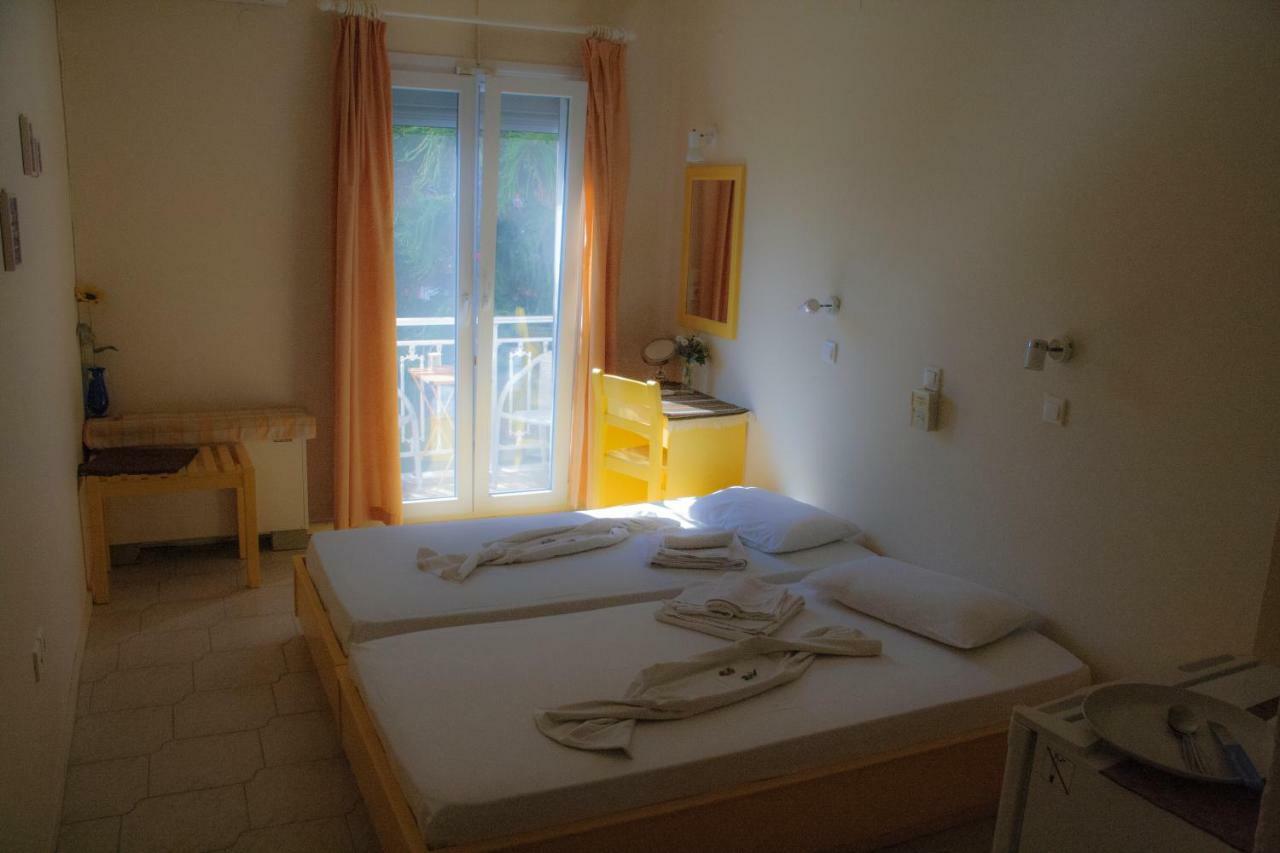 Spiti Hotel Иреон Экстерьер фото